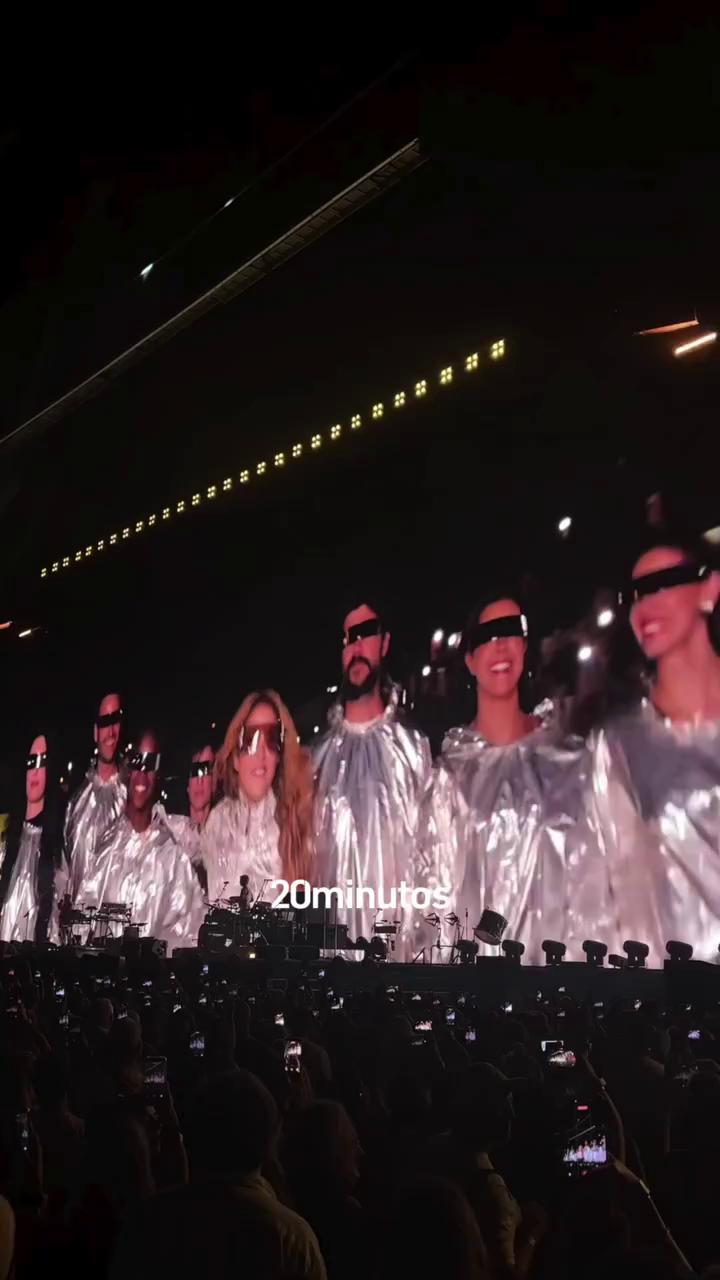 Transcripción del video revela solo música sin diálogo audible