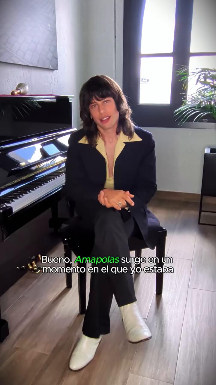 El cantante hispano-uruguayo @leorizzi que acaba de sacar su disco La belleza de las flores, nos cuenta la historia de su mayor éxito Amapolas