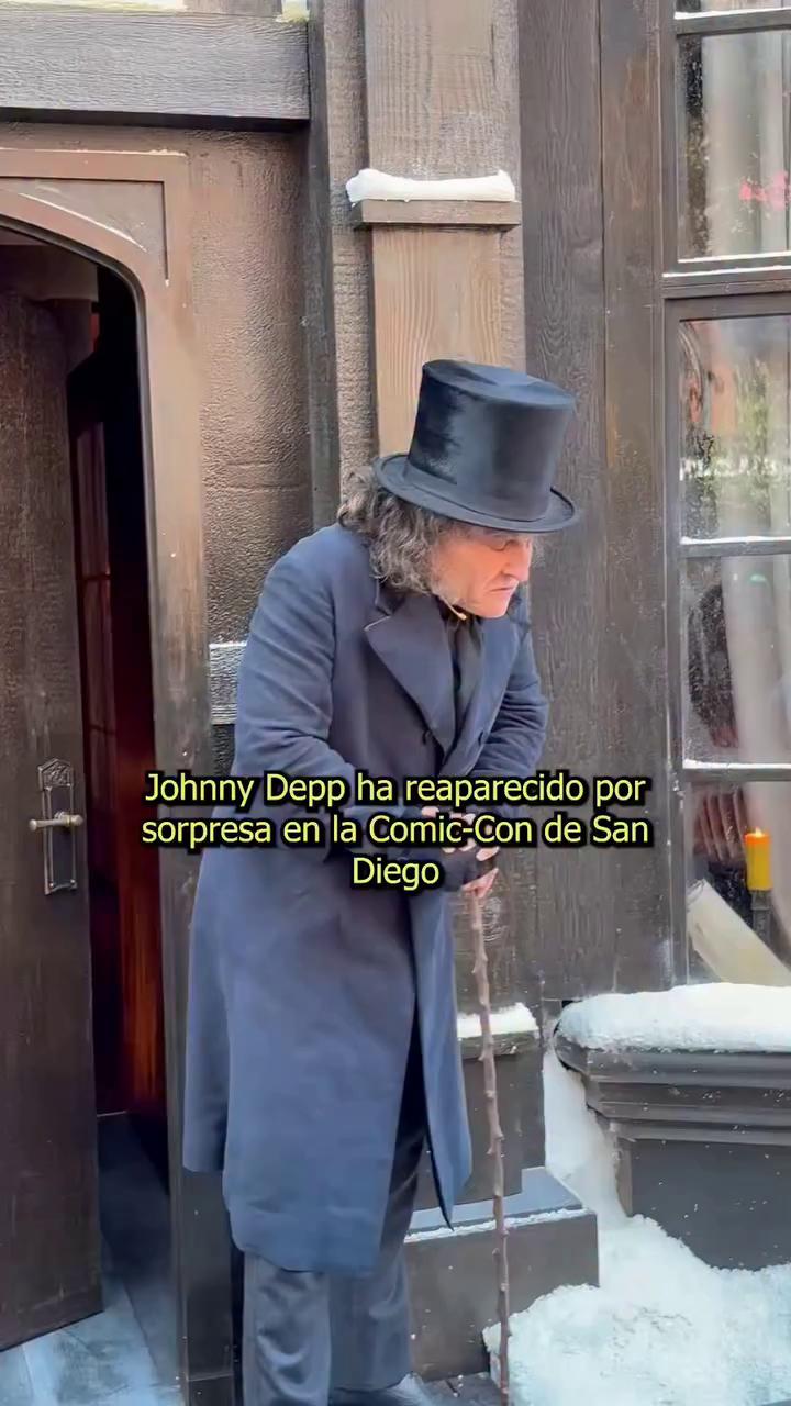 Johnny Depp ha reaparecido en la Comic-Con de San Diego para presentar su nueva película, Ebenezer, en la que da vida a Mr.