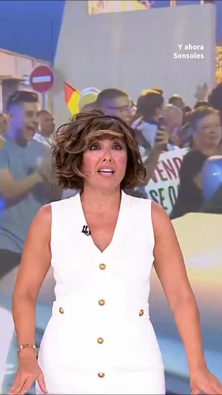 A partir de las 17:00h, las imágenes que delatan la tensión entre vecinos, políticos, inmigrantes, etc. en Ceuta, mientras esperamos la visita de Tamara Gorro que vuelve al trabajo después de un gran susto en su salud.