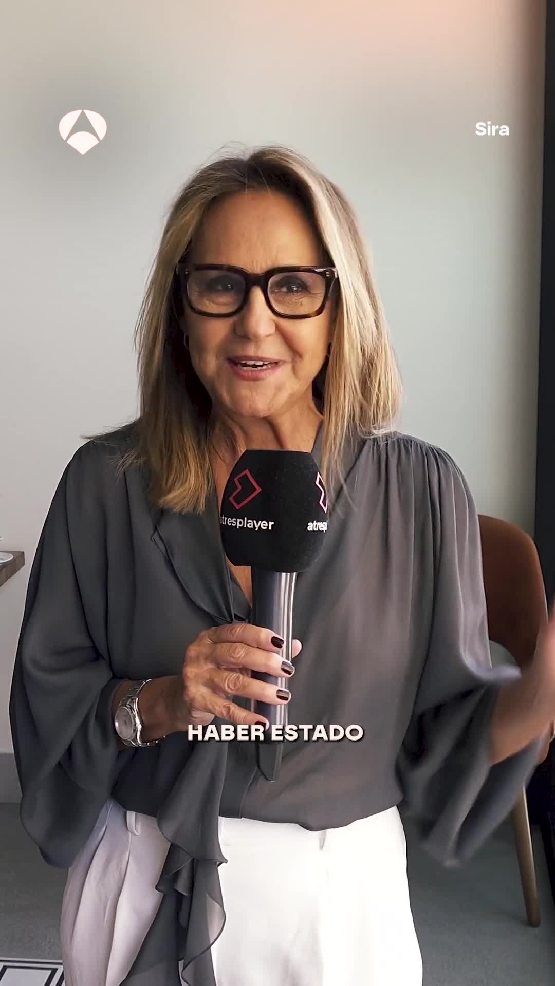 🕵️ ¿A qué personaje de #ElTiempoEntreCosturas o #Sira espiaría su propio elenco?
