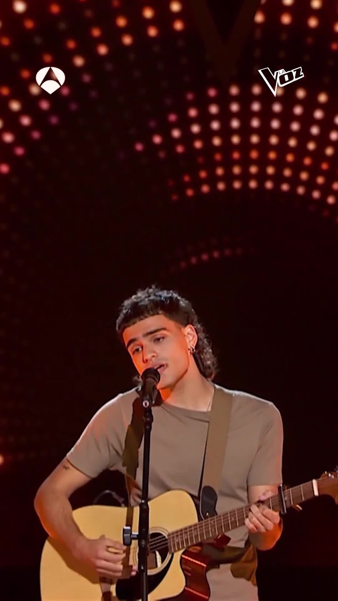 ▶ Avance exclusivo de #LaVoz: Regresa tres años después de su primera Audición...