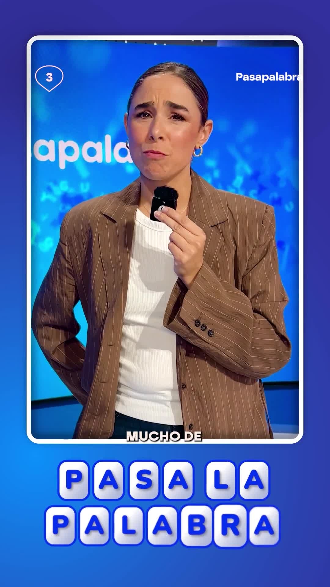 Nuestra fantástica Candela Serrat ha respondido hoy a nuestras preguntitas de #PasaLaPalabra.