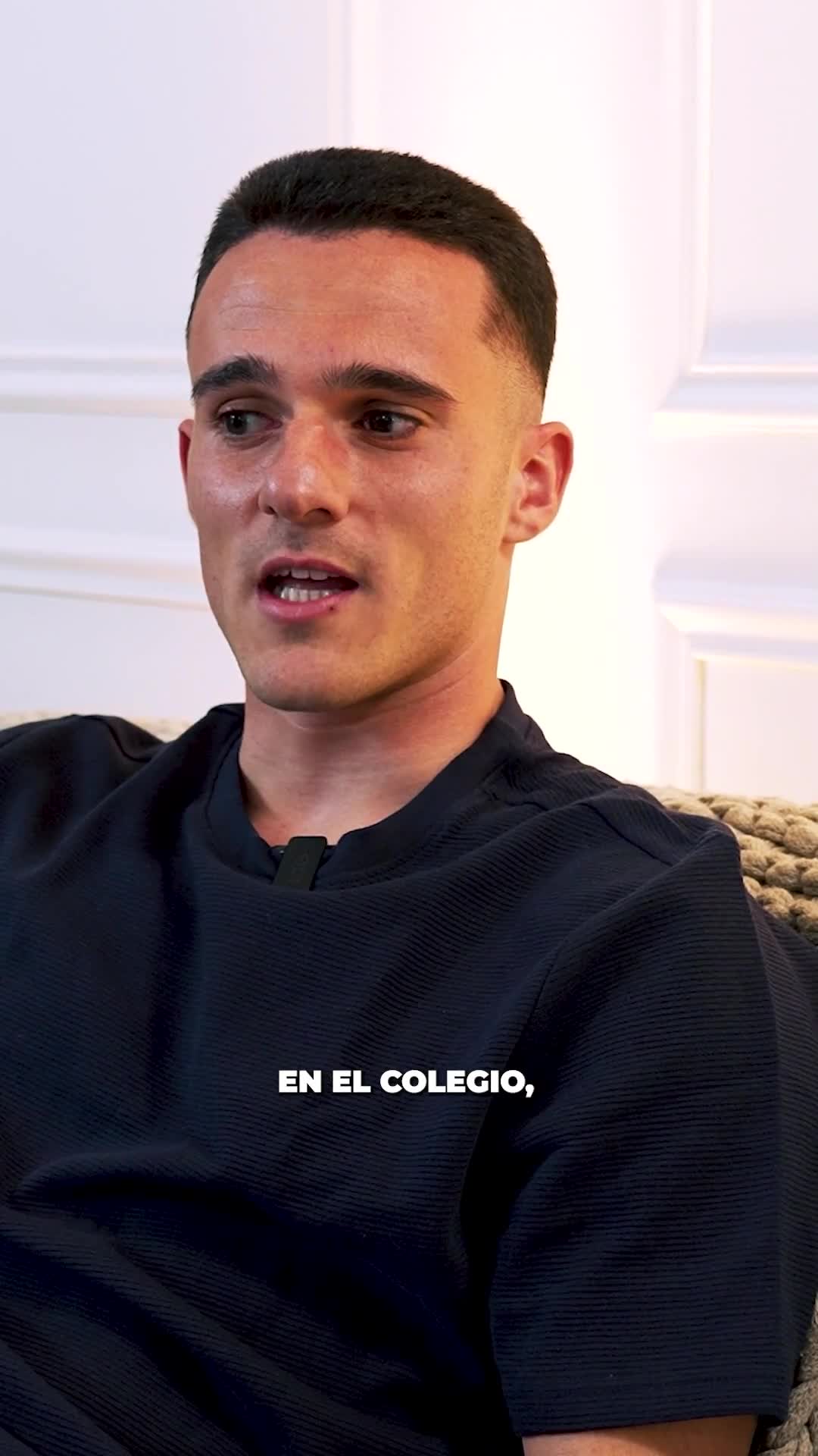 Descubrir los chismes del instituto de @lolalolita es algo que nos ha encantado, la verdad 😂