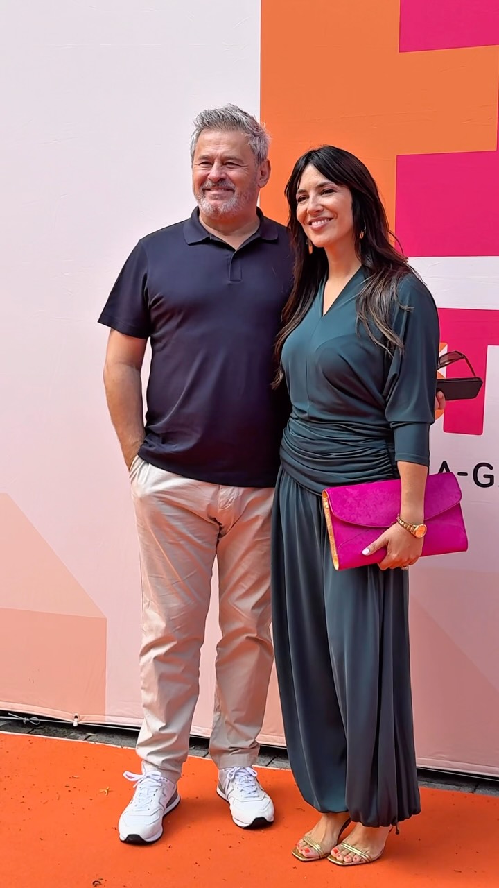 Una cosa está clara: #99ParaGanar va a ser ✨ HISTÓRICO ✨ y así de bien lo hemos pasado durante su presentación en el @festval_oficial.