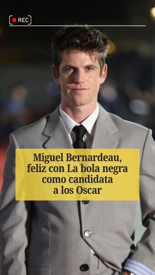 Miguel Bernardeau es uno de los actores que protagonizan La bola negra, la película dirigida por Javier Ambrossi y Javier Calvo que se estrena este viernes en cines y que está arrasando en la temporada de premios.