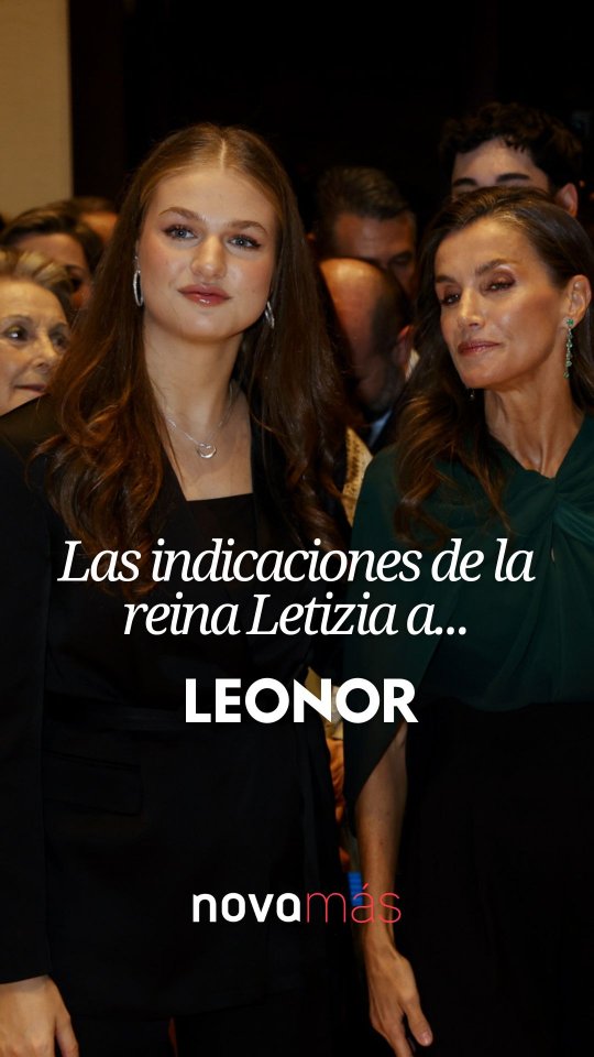 La reina Letizia ha demostrado, a su salida del concierto previo a los Premios Princesa de Asturias, celebrado este jueves en el Auditorio Príncipe Felipe, que siempre está pendiente de todo