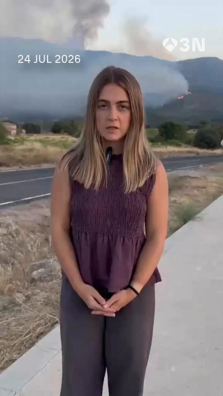 🔴 Tarde complicada en el incendio de Ávila por las fuertes rachas de viento y el avance sin control