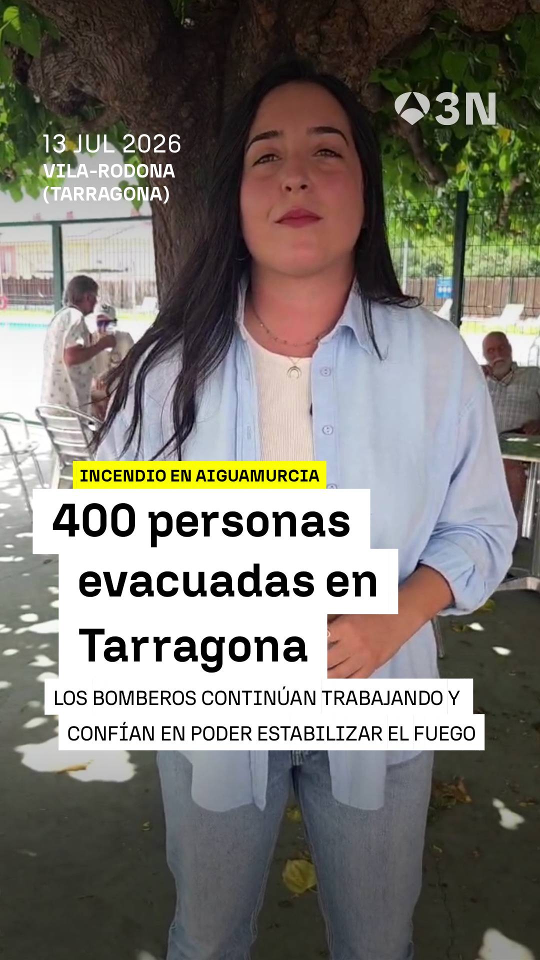 🚒 400 personas han sido evacuadas por el incendio en Aiguamurcia, Tarragona, y están a la espera de ver cómo evoluciona el fuego.