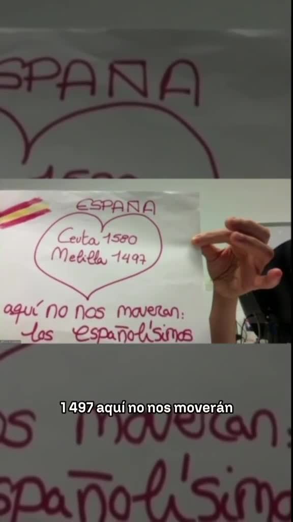 ➡️ Guadalupe vuelve a pedir ayuda, con otro cartel, y se dirige a Pedro Sánchez: 