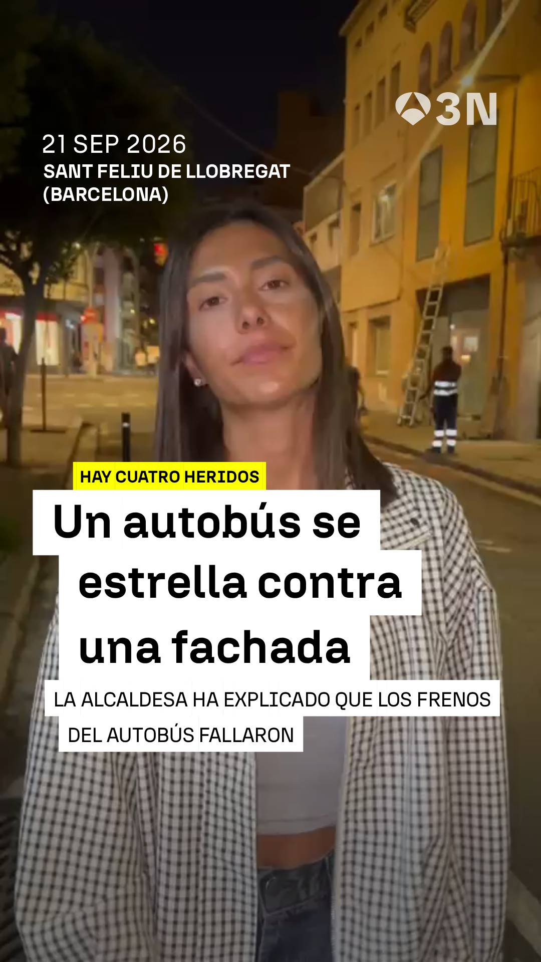 🚨🚑 Cuatro heridos al chocar un autobús contra la fachada de un edificio en Sant Feliu de Llobregat, Barcelona