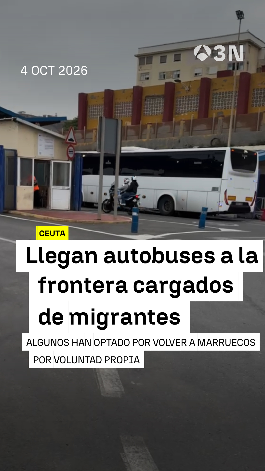 🔴 Siguen llegando autobuses cargados de migrantes a la frontera con Marruecos tras desalojar la playa del Trampolín