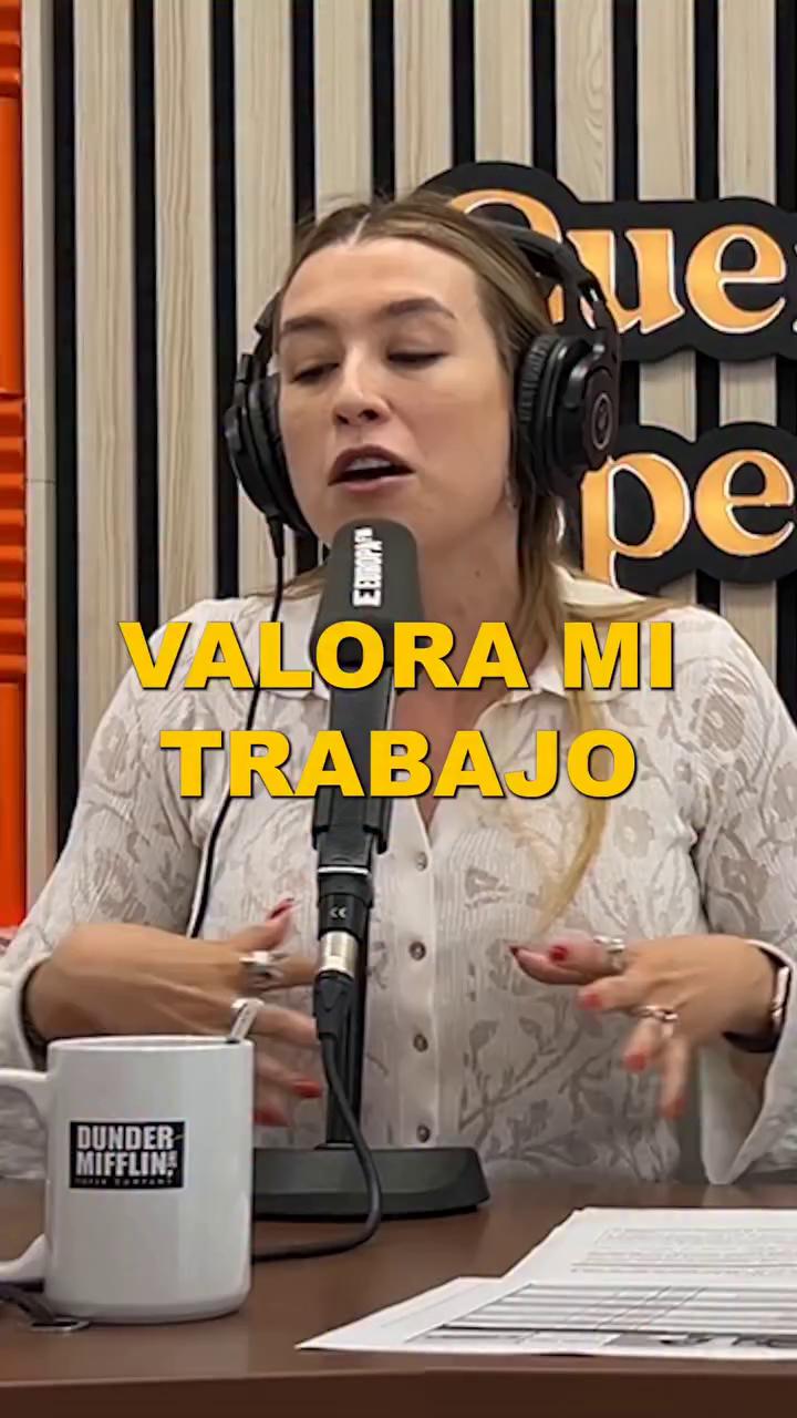 Gente valorad el trabajo de los demás y dejad las vidas personales ya de una vez, que somos adultos todos.