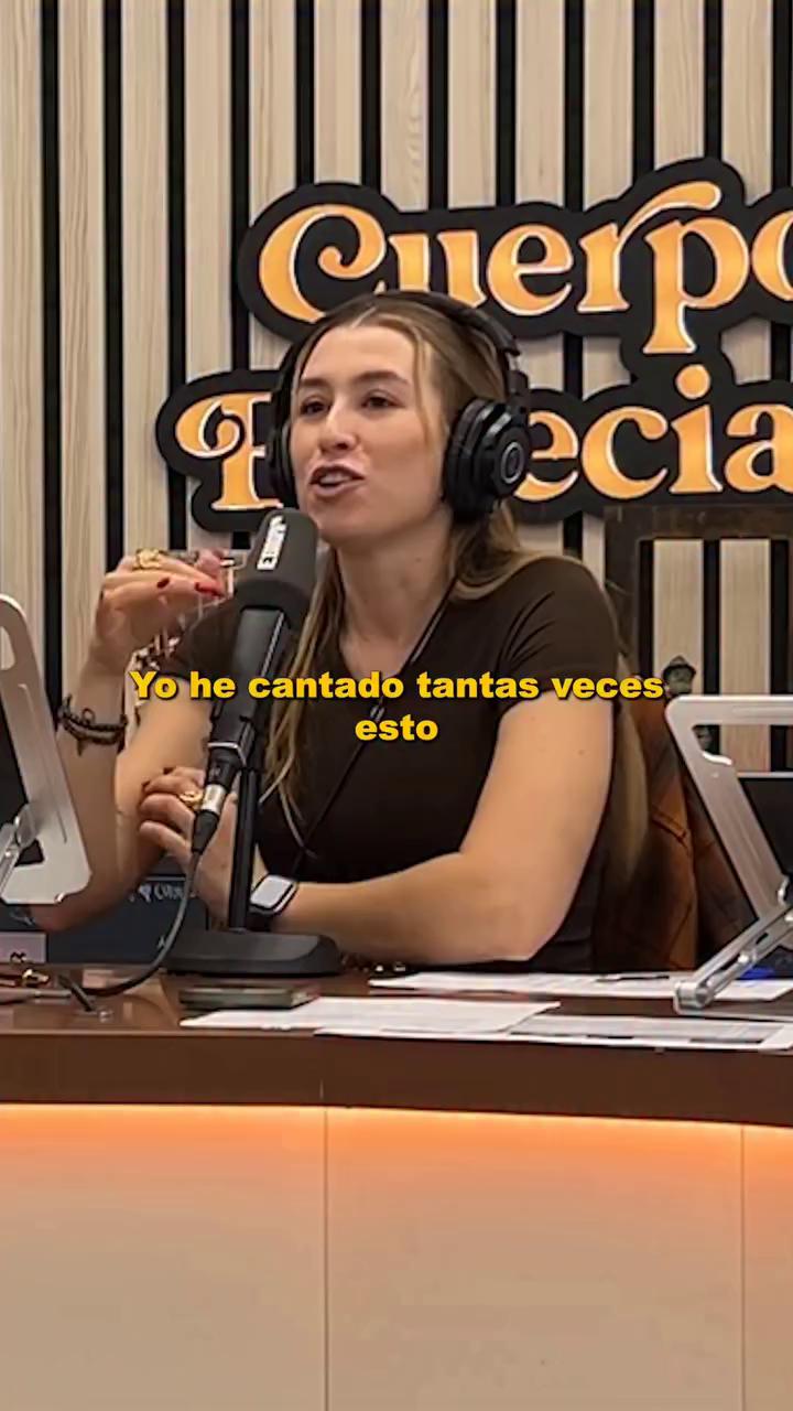 Vaya cerebro galaxia tiene Frasco de @efectomariposaoficial
