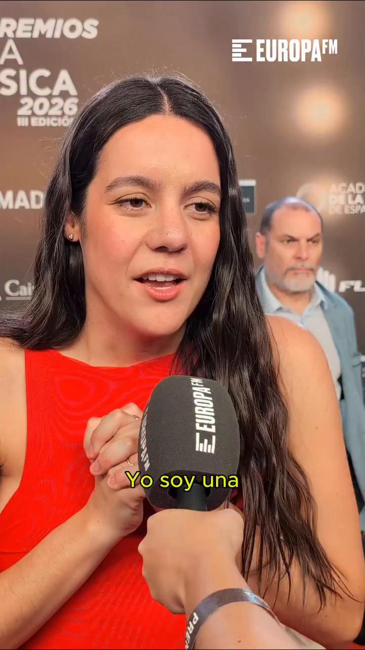 Quevedo gana una fan eterna al mencionar Los Llanos de Aridane en su single