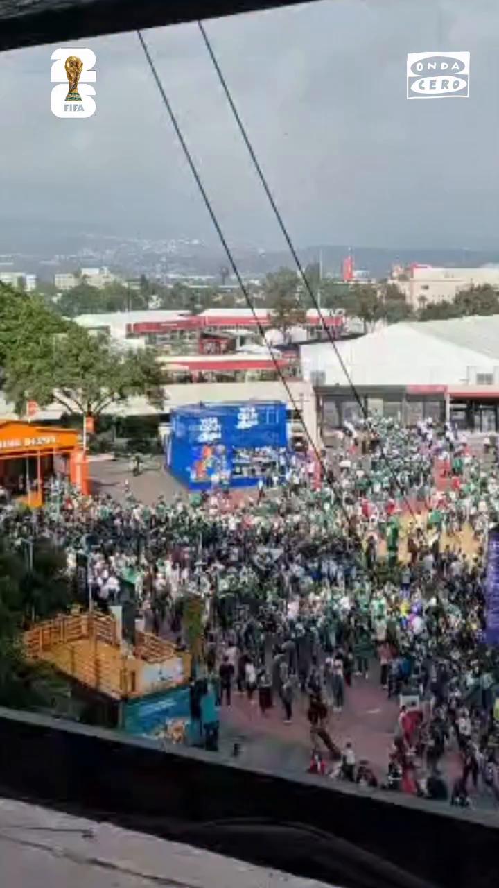 ⚽️ Así está el ambiente en los aledaños del Estadio Azteca antes del partido inaugural del Mundial 2026 entre México y Sudáfrica