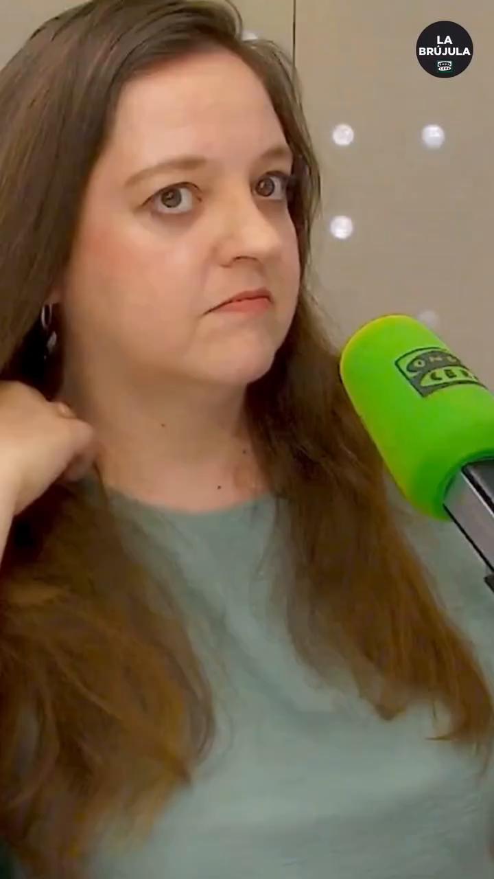 🔴 Ketty Garat reflexiona en @labrujulaondacero sobre la falta de discrepancia dentro del PSOE: 