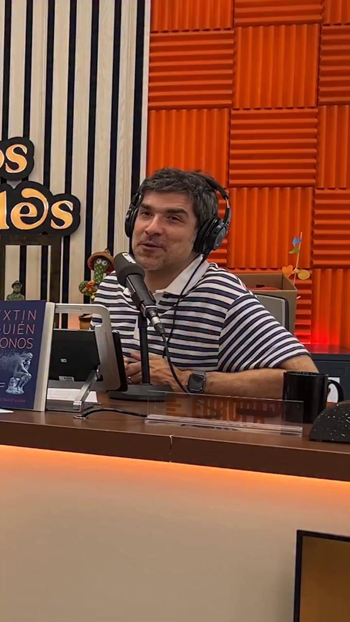 Le hemos puesto el Jurasi Guol.mp3 a @pakozoic