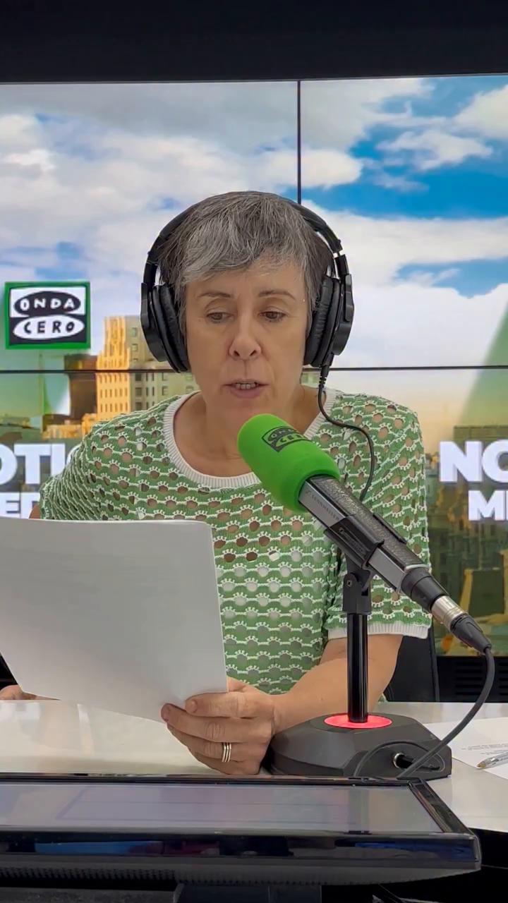 📻 El análisis de María Hernández: “Sugerimos a los organizadores de la visita del papa, a ver si les da tiempo, que instalen un confesionario portátil en el hemiciclo