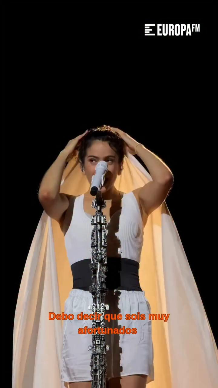 ❤️‍🔥🎤Rosalía ha llevado su 'LUX Tour' a Houston, la ciudad de Beyoncé, y ha hablado con su público de su concierto sobre lo que significa la superestrella para el mundo y para ella: 