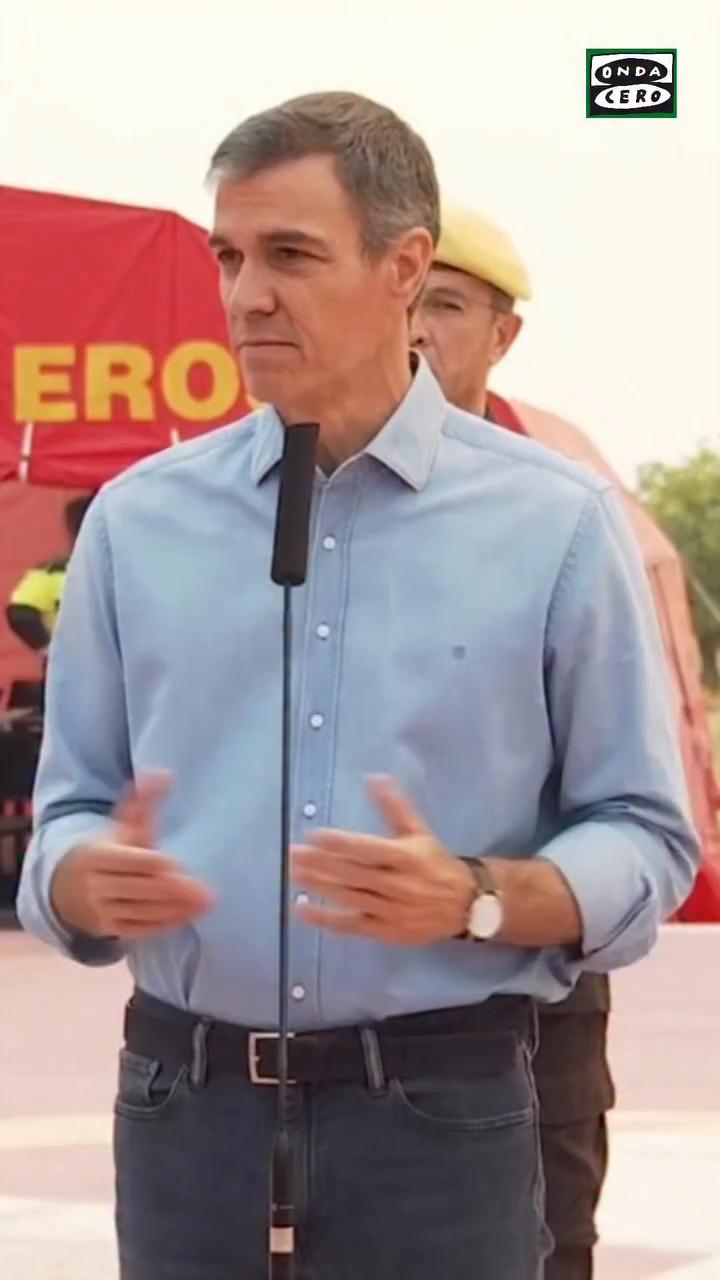 🟢 El presidente del Gobierno, Pedro Sánchez, ha comparecido en el municipio de Cenicientos para agradecer el trabajo por la lucha contra los incendios forestales en el país.