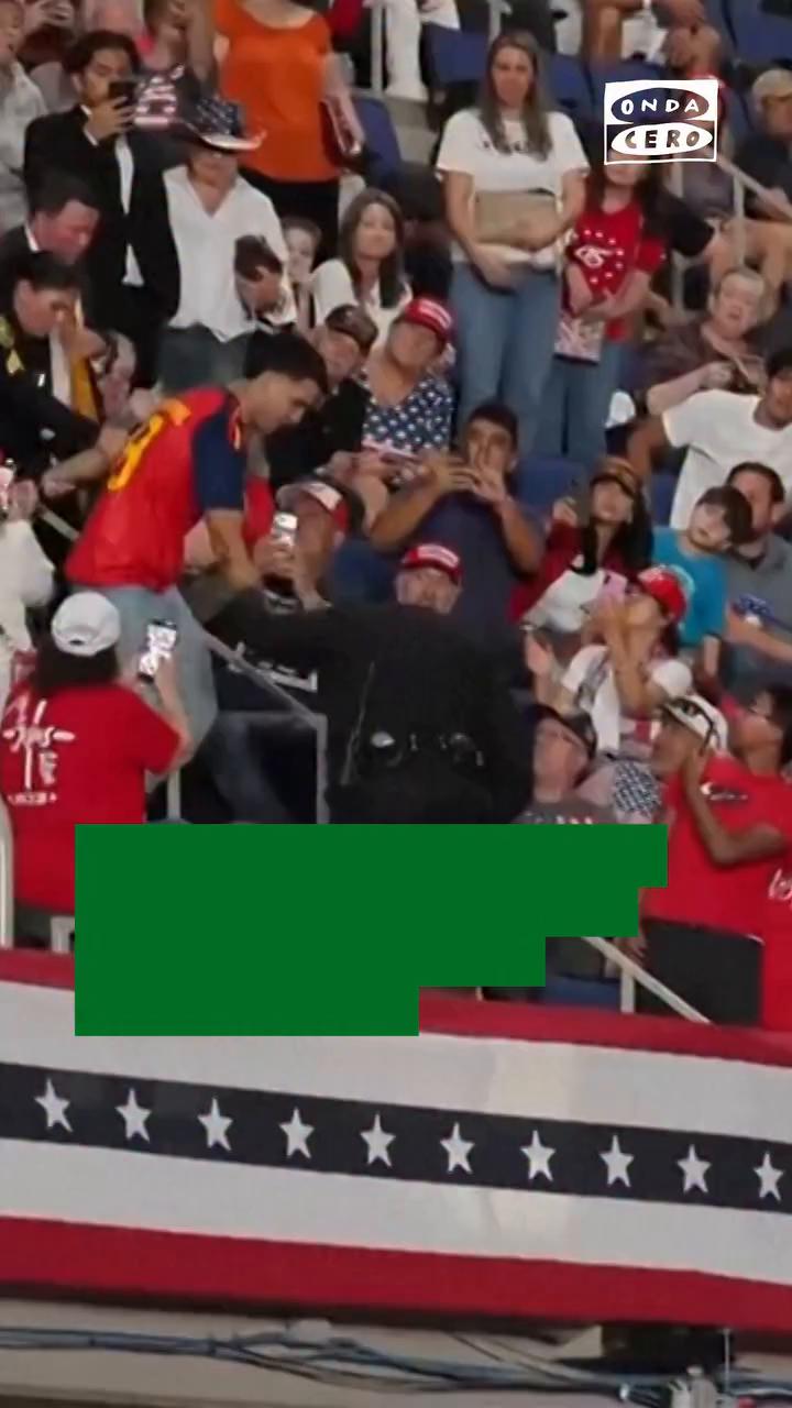 🇺🇸 Expulsan a un manifestante con la camiseta de Lamine Yamal en un mitin de Trump en Texas
