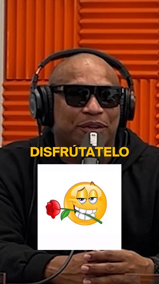 Vamos a fichar a Alexander de @gentedezona ahora solo nos hace falta que no hagan un tema con literalmente 4 mil millones de visitas.