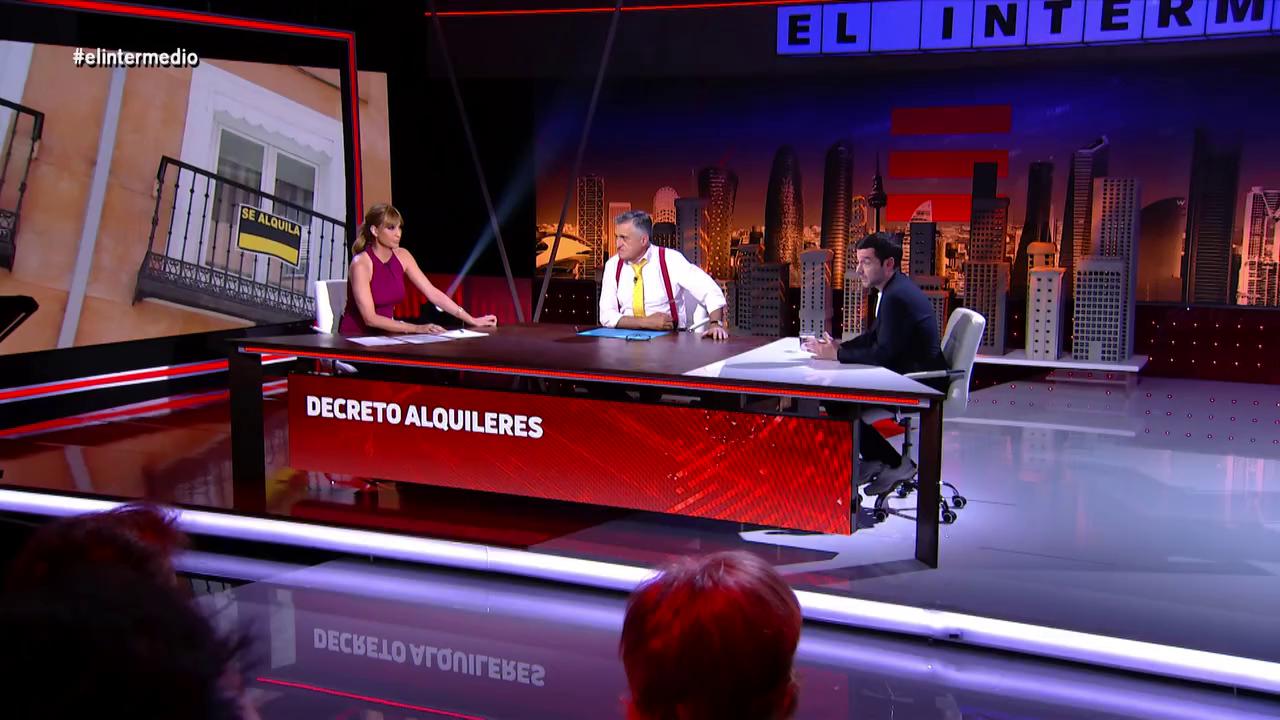 El ministro de Derechos Sociales, Consumo y Agenda 2030, Pablo Bustinduy, habla sobre la caída del decreto que pretendía prorrogar los contratos de alquiler.