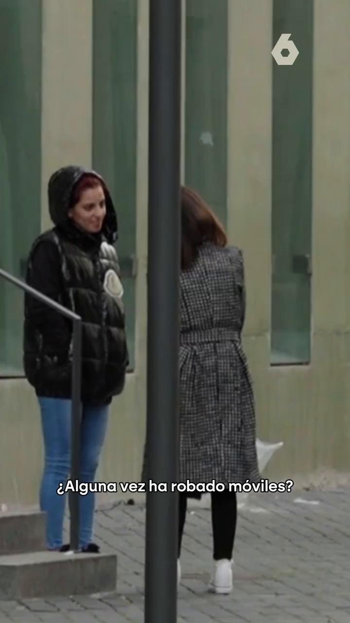 📱 En la Ciudad de la Justicia de Barcelona, Equipo de Investigación habla con una joven de 19 años que asegura haber robado 150 móviles en su vida.