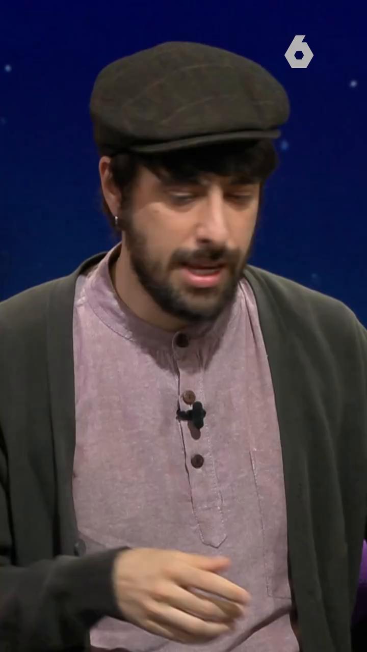 Lo de cantar a destiempo y que los subtítulos no estén sincronizados con la voz a ti puede molestarte, pero a @daviducles le hace perder el conocimiento.