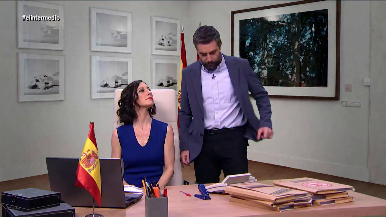 La presidenta de la Comunidad de Madrid @crisjapon está un poco paranoica...
