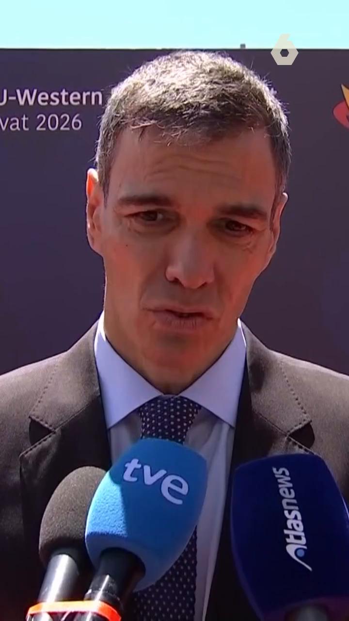 Pedro Sánchez, sobre las 