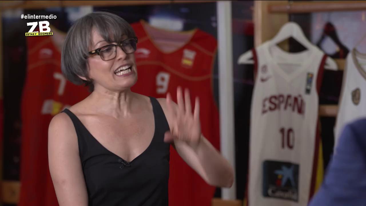 Thais Villas reúne en 'Zetas y Boomers' a dos generaciones de baloncestistas: Juan Antonio Corbalán y Álvaro Fernández Mena.