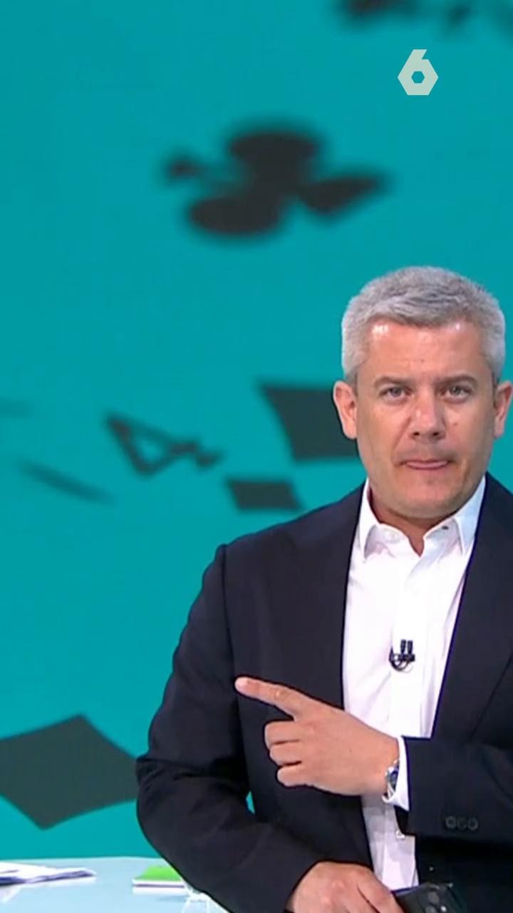👉 Periodista, jugador de póker profesional, finalista del 'Supervivientes' italiano y exdiputado de derechas.