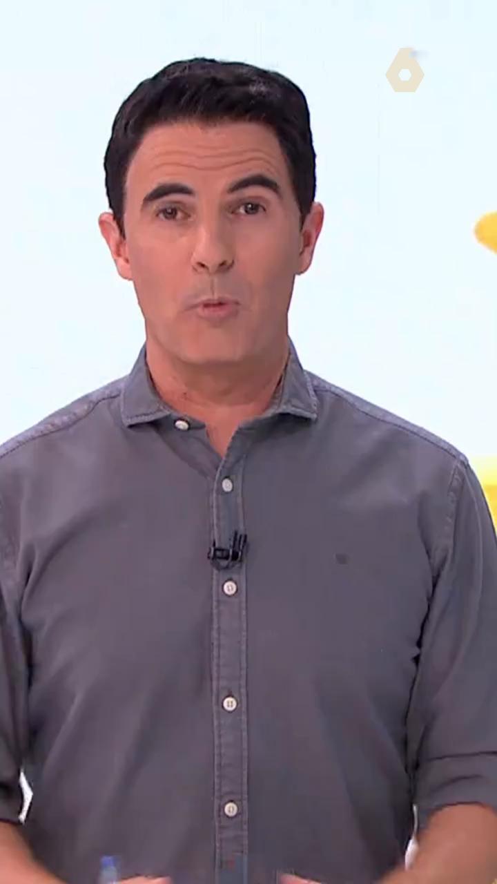 ⭐️⭐️ La imagen de esta mañana: colas en las tiendas para comprar la nueva camiseta de la selección.