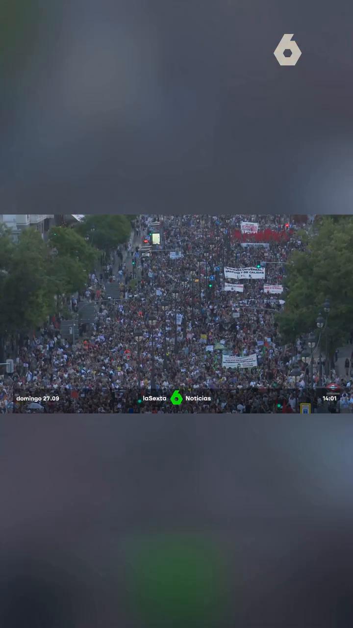 🏡 25.000 personas, según Delegación de Gobierno, se manifestaron ayer en Madrid por la vivienda para que no haya ni una Maricarmen más.