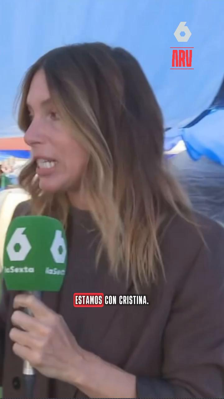 🗣️ Una joven de 21 años explica por qué está en la acampada de Sol: 