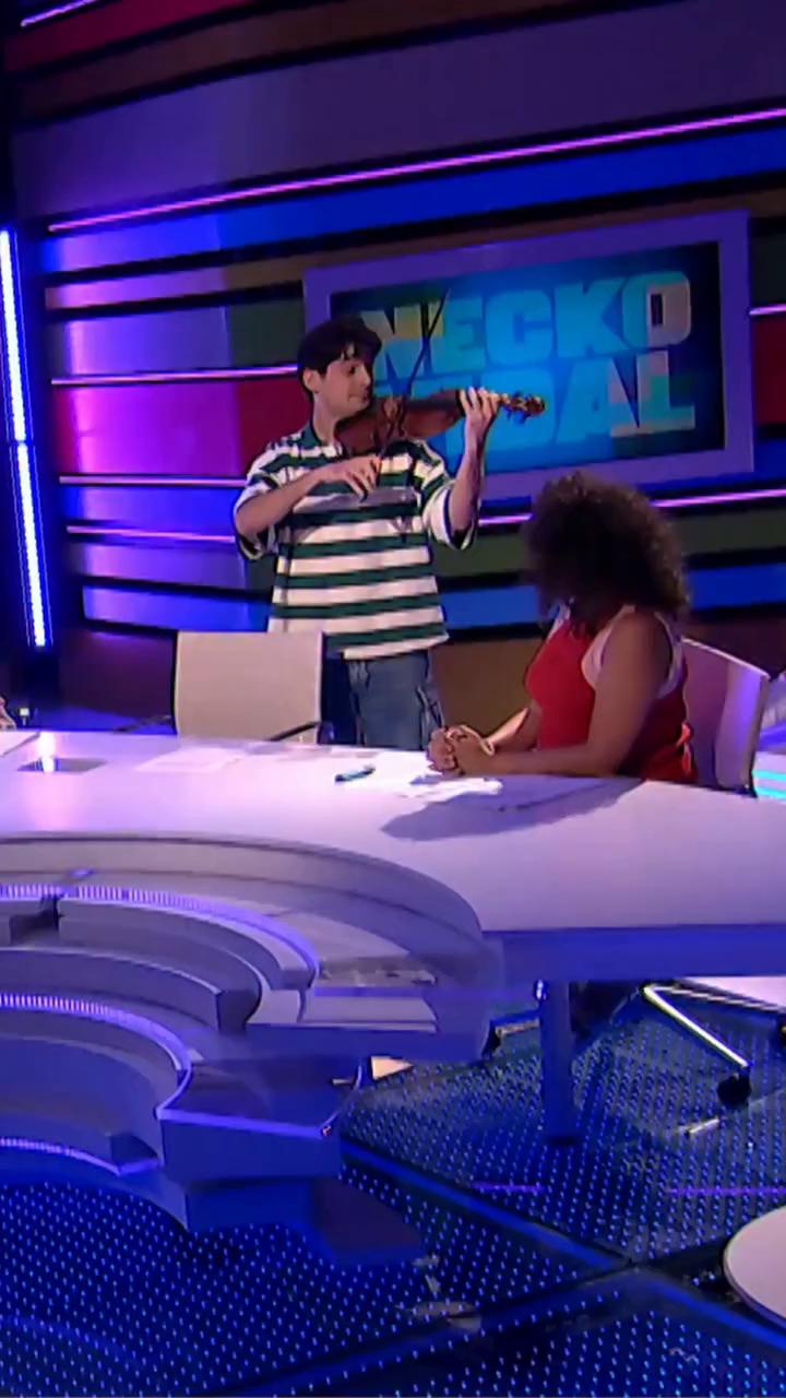 @neckovidal repasa los hits que triunfaron hace 25 años.