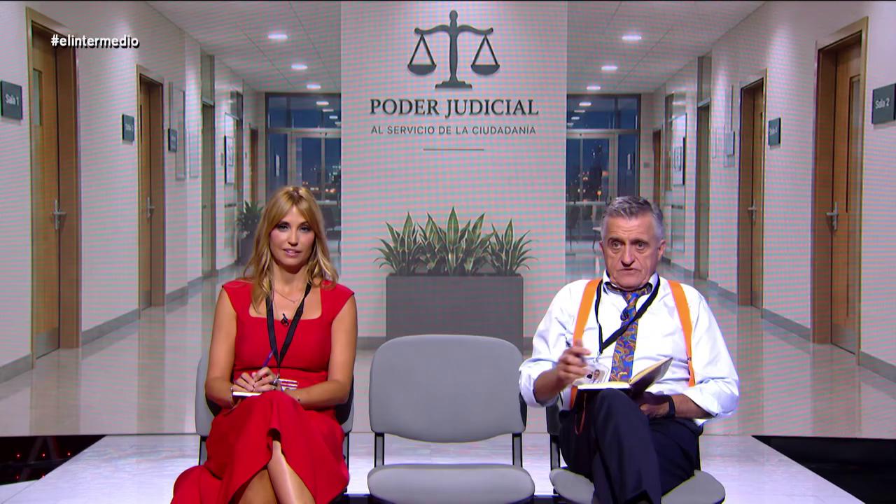 Con la actualidad judicial echando humo, @sandrasabates y El Gran Wyoming van al juzgado en busca de información.