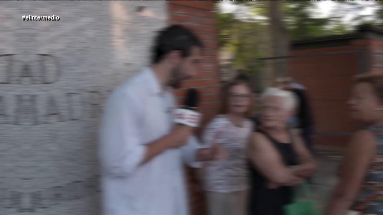 @_ismajuarez se ha trasladado hasta la Universidad Carlos III para conocer qué tal ha ido el primer día de la princesa Leonor, que ha iniciado allí sus estudios de Ciencias Políticas.