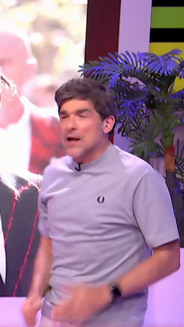 @nachogarciar analiza los peores looks vistos últimamente en las alfombras rojas del “mundo moda” 😜