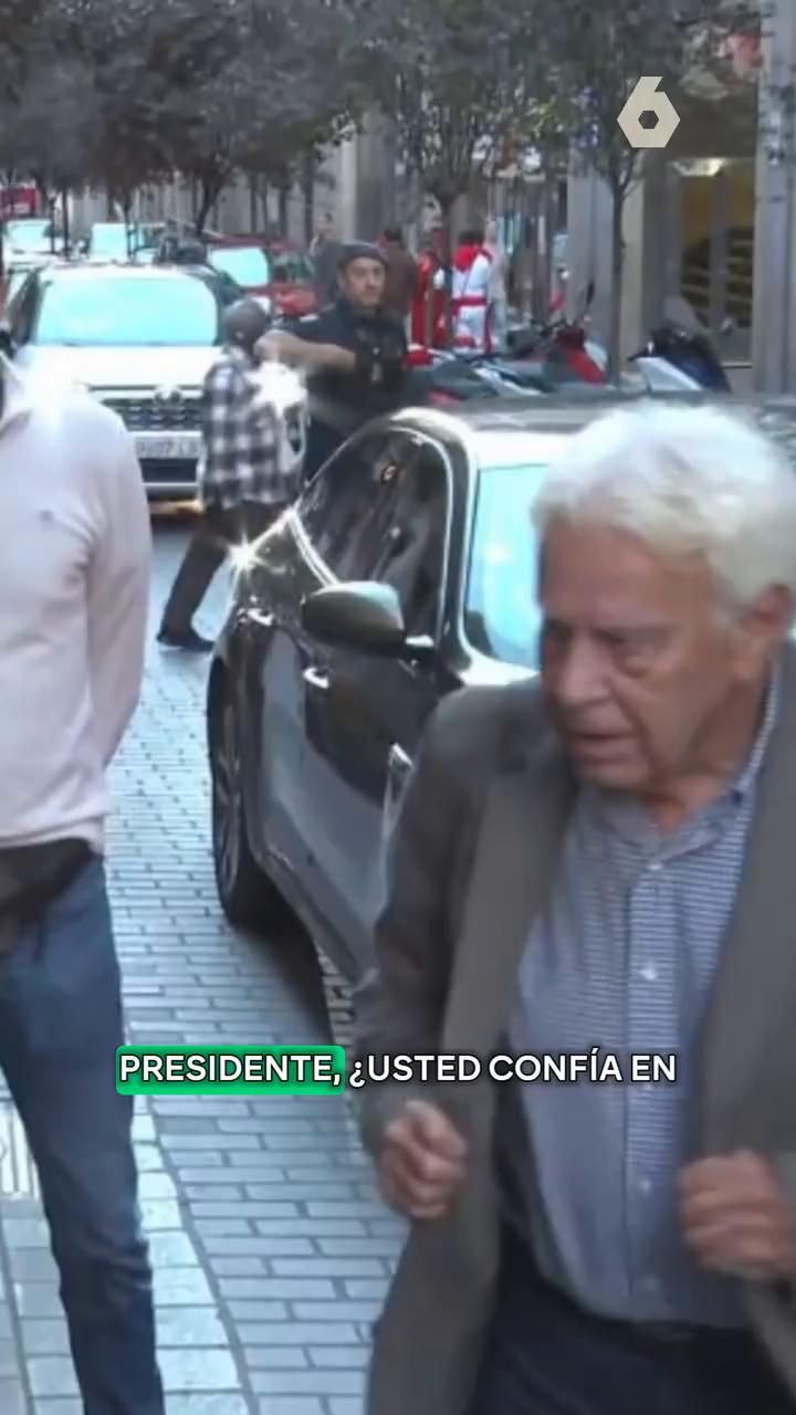 Tras las dudas que agita el Partido Popular estos últimos días sobre un posible fraude electoral, Felipe González, al ser preguntado por el voto por correo, se ha mostrado tajante.