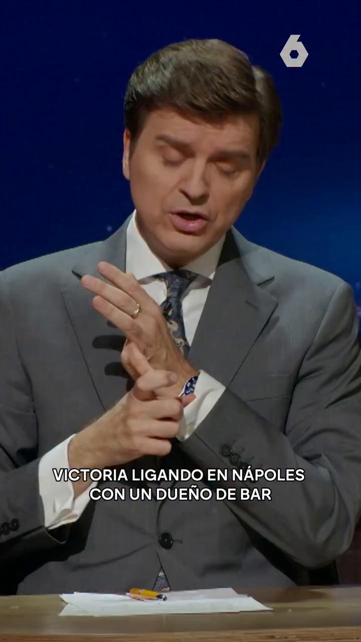 🧿 @vickymartinberrocal  lleva un ojo turco de la suerte en el bolso...