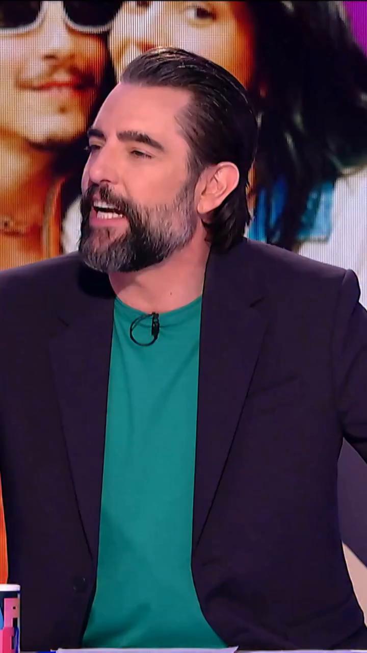 @nachogarciar se convierte en Aitana… y recuerda cómo fueron sus primeras citas con Plex😉