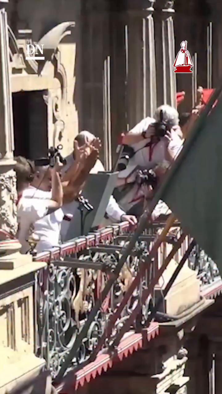 ¡Viva San Fermín! Los vítores resuenan en las calles de Pamplona