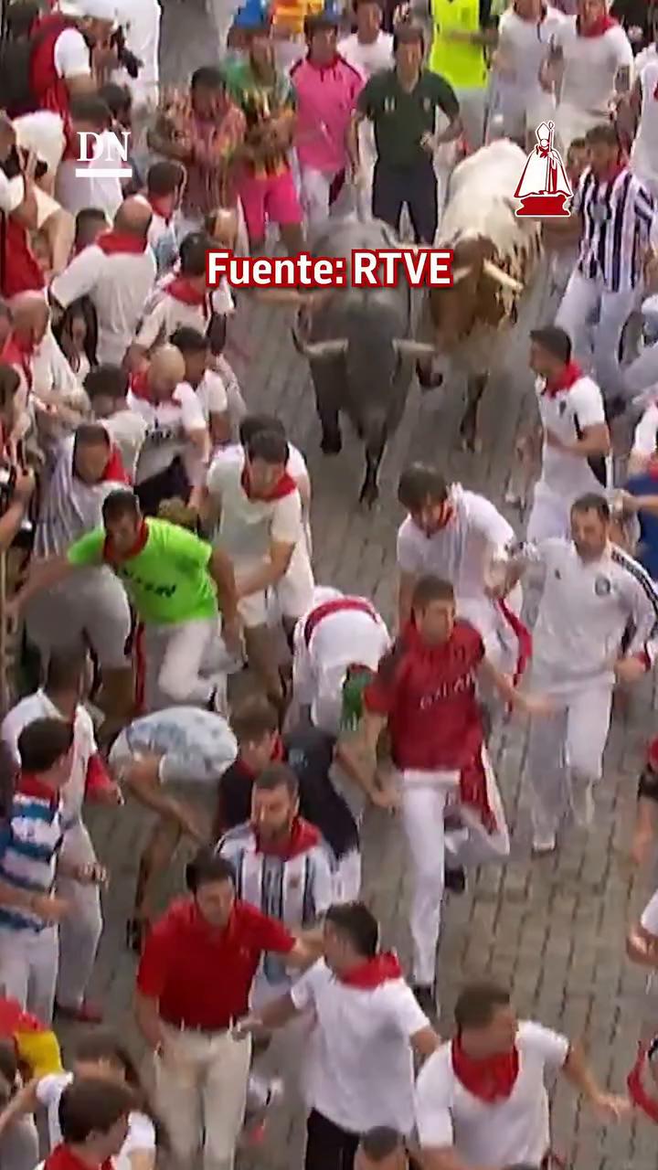 Joven con móvil en el encierro de Pamplona podría ser sancionado por las autoridades
