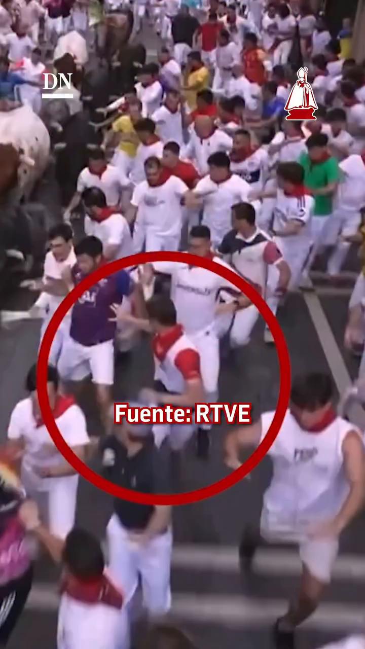 La manada embiste en Telefónica: un mozo tropieza en plena carrera