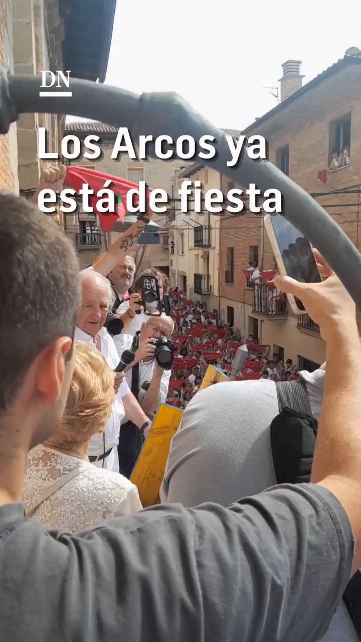 Vitores al Partido y a San López resuenan en acto de la juventud