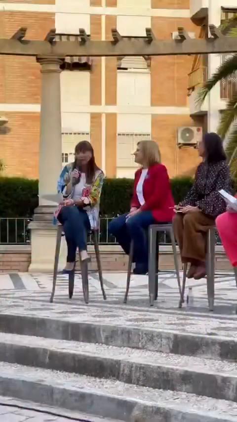 Video Agradece a la Audiencia sin Contenido Informativo Relevante