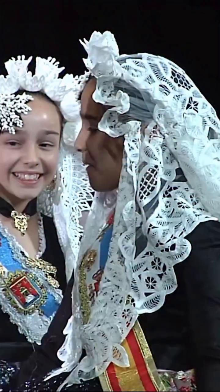 Leire se convierte en Bella del Foc y vive una experiencia única
